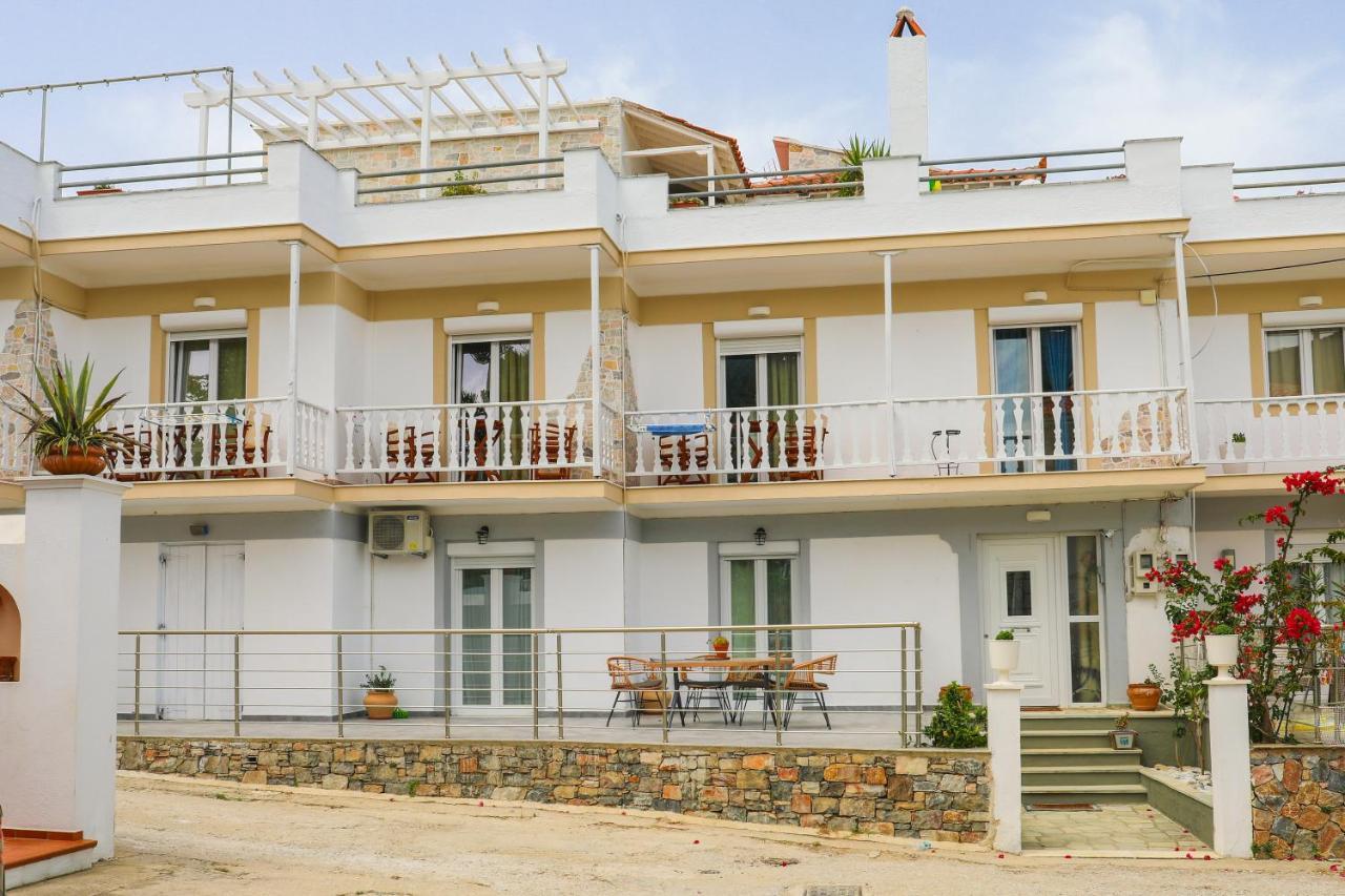 Fotis Studios Skopelos Town Bagian luar foto