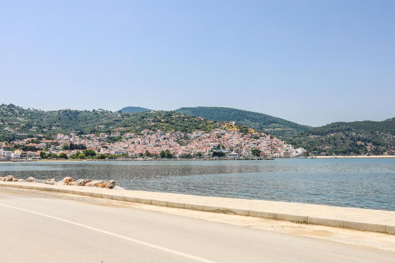 Fotis Studios Skopelos Town Bagian luar foto