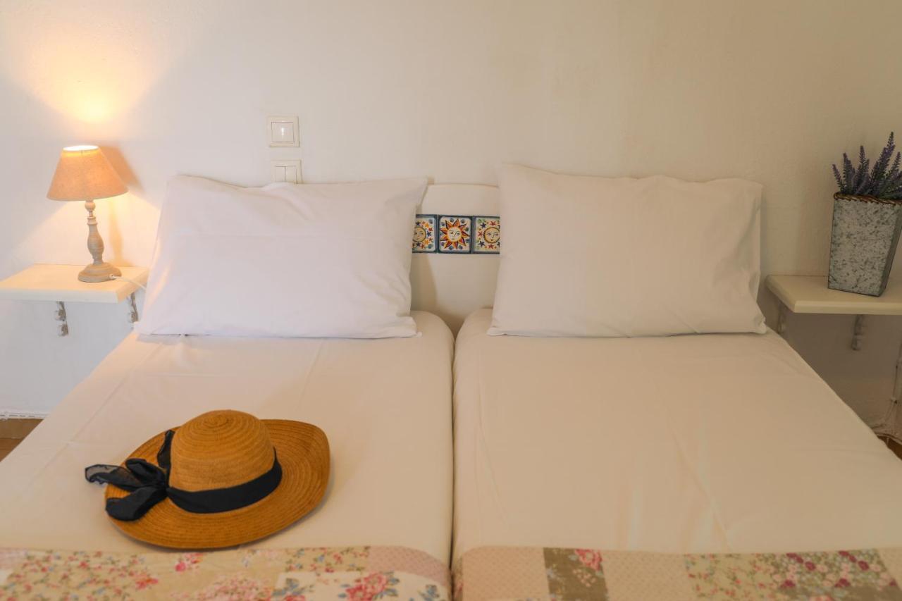 Fotis Studios Skopelos Town Bagian luar foto