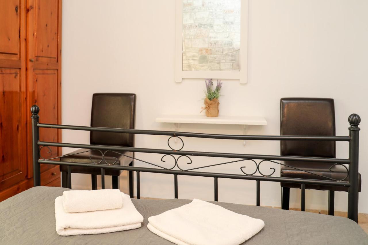 Fotis Studios Skopelos Town Bagian luar foto