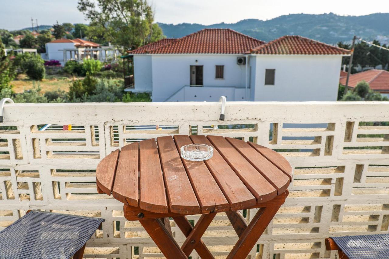 Fotis Studios Skopelos Town Bagian luar foto