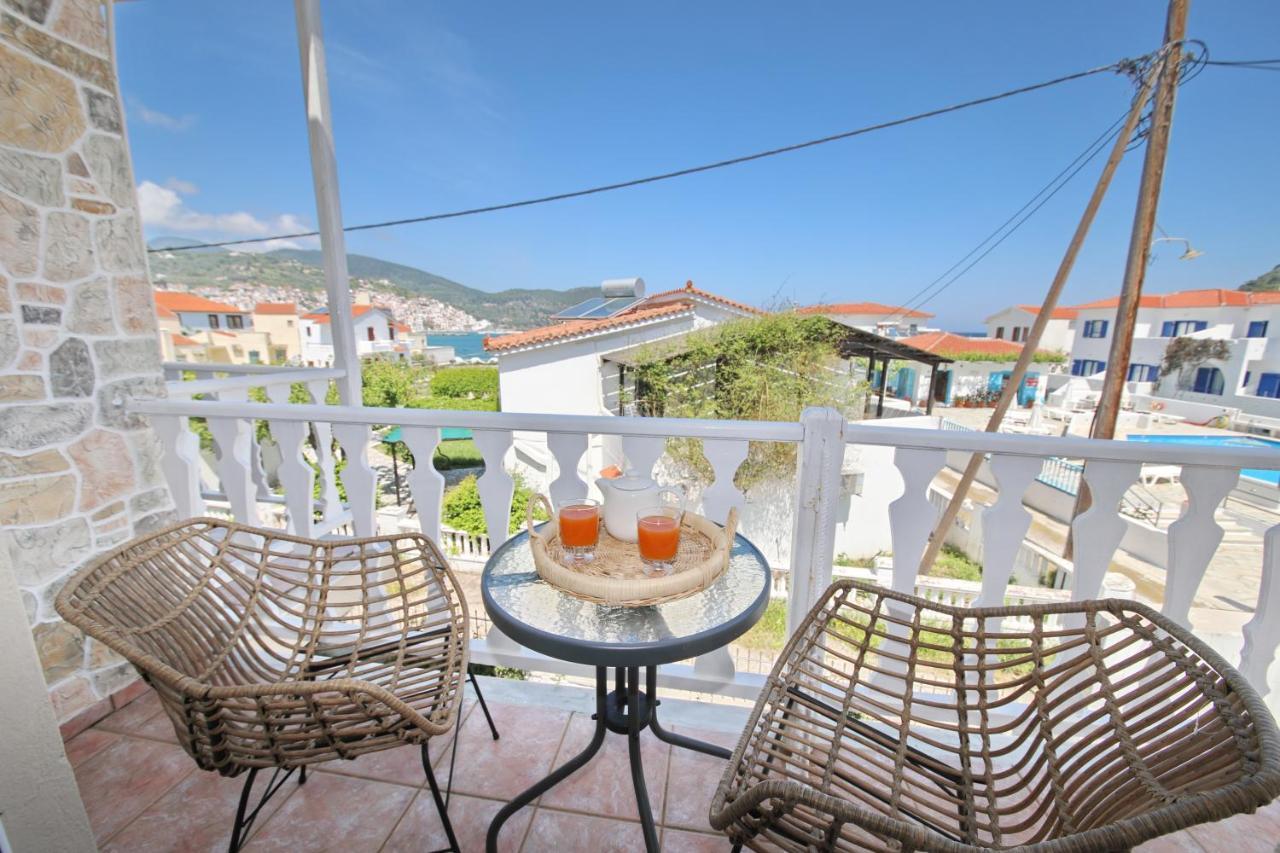 Fotis Studios Skopelos Town Bagian luar foto