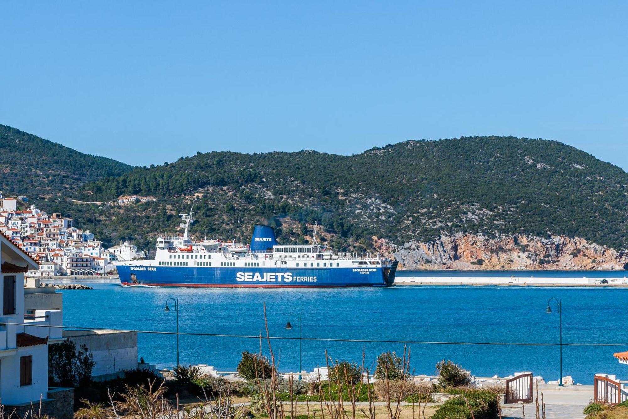 Fotis Studios Skopelos Town Bagian luar foto