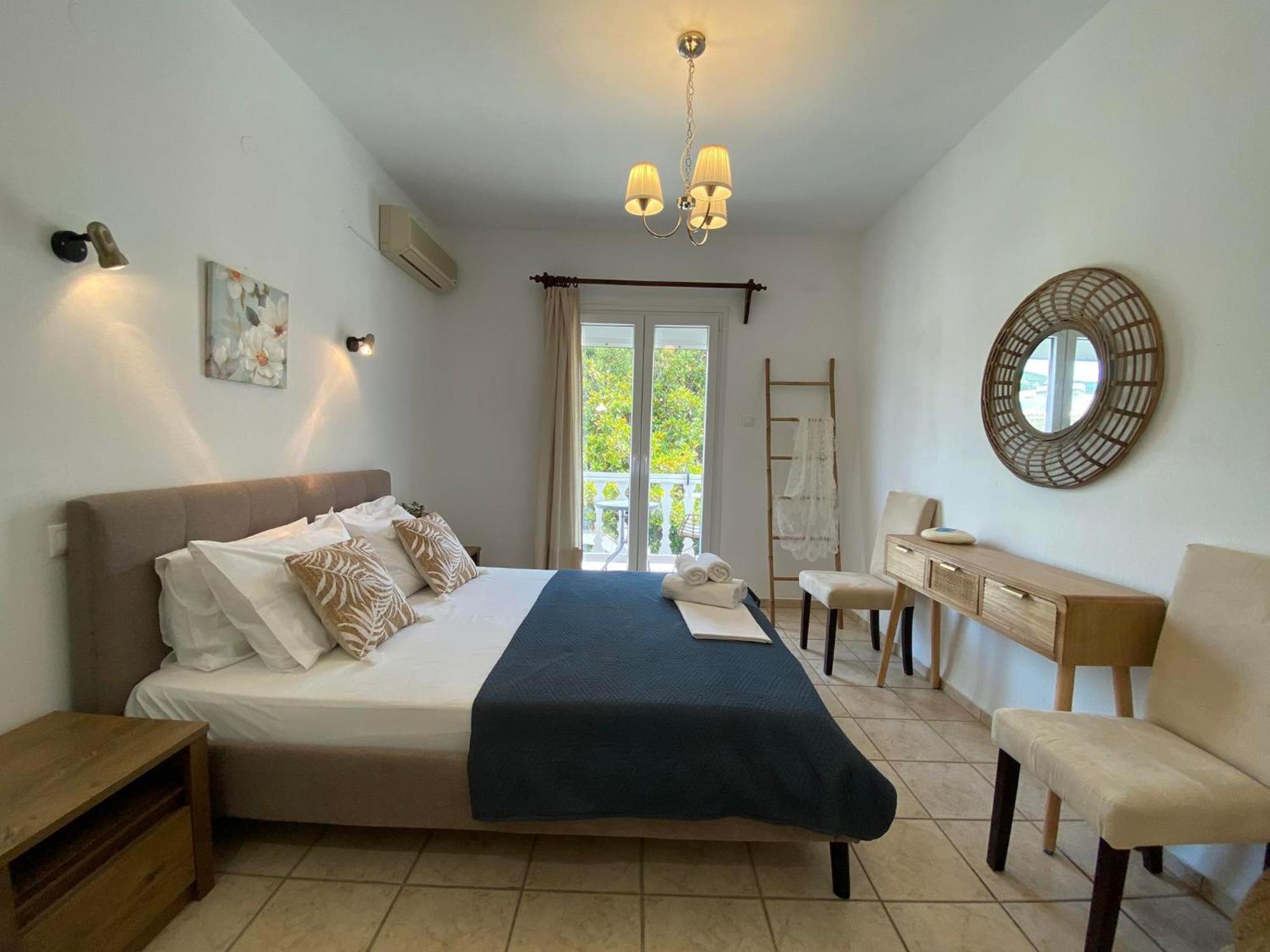 Fotis Studios Skopelos Town Bagian luar foto