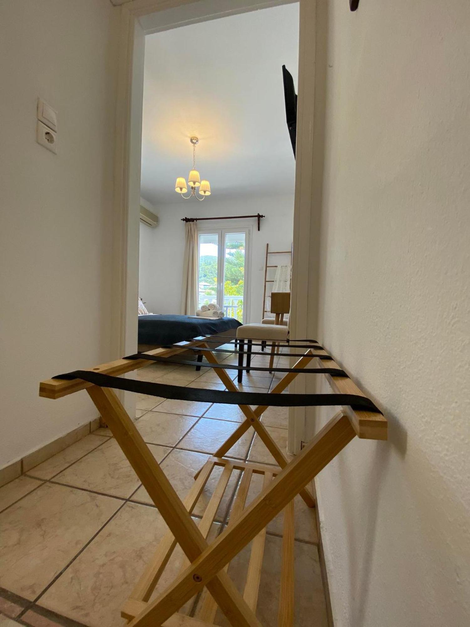 Fotis Studios Skopelos Town Bagian luar foto