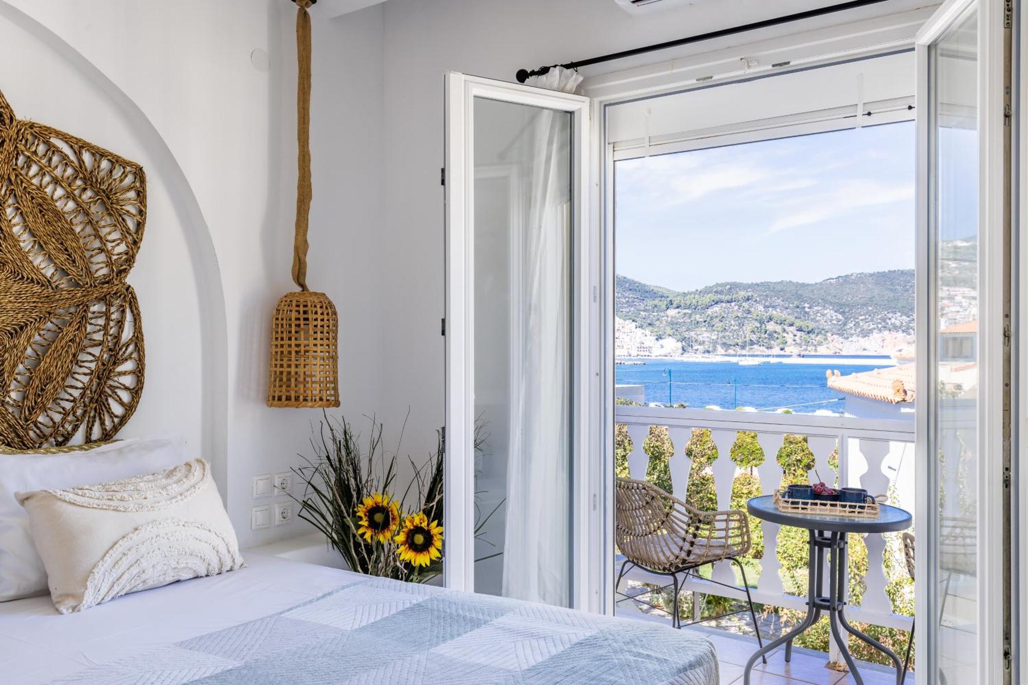 Fotis Studios Skopelos Town Bagian luar foto